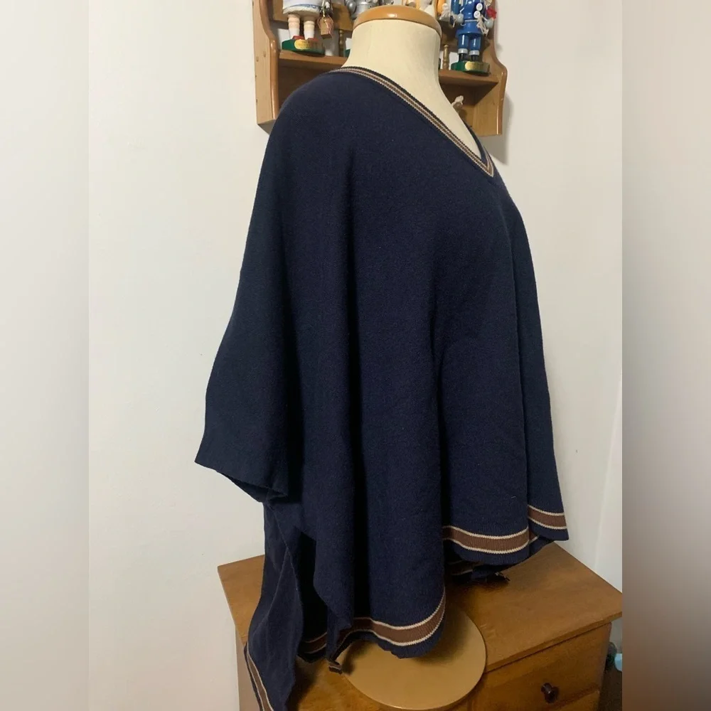 House of Harlow 1960 Navy Boho Poncho One Size - Picture 10 of 15